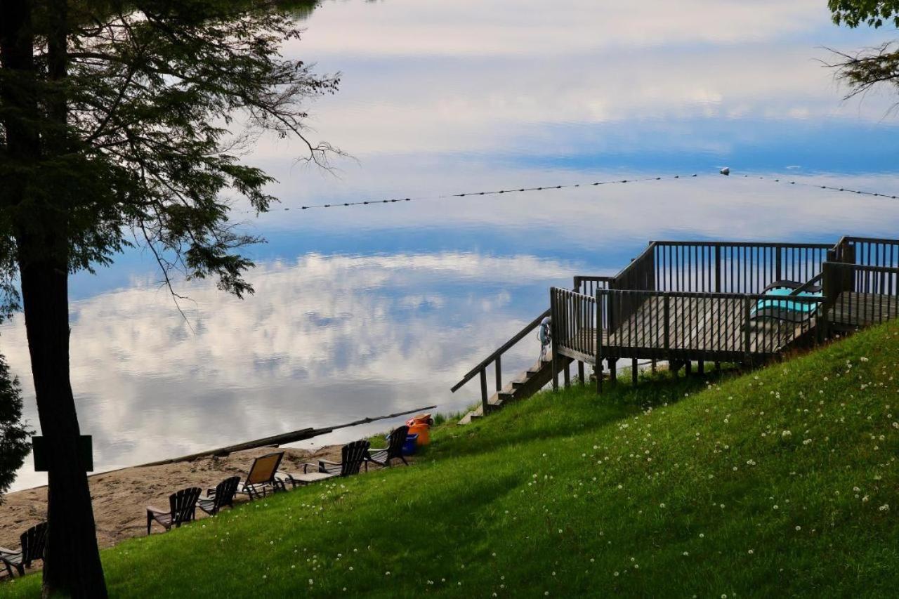 Sunny Point Resort Otter Lake Exteriér fotografie